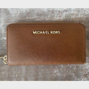 MICHAEL Michael Kors Tan Leather Wallet